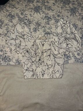 Monteau White Smocked Crop Top with Black Abstract Line Print